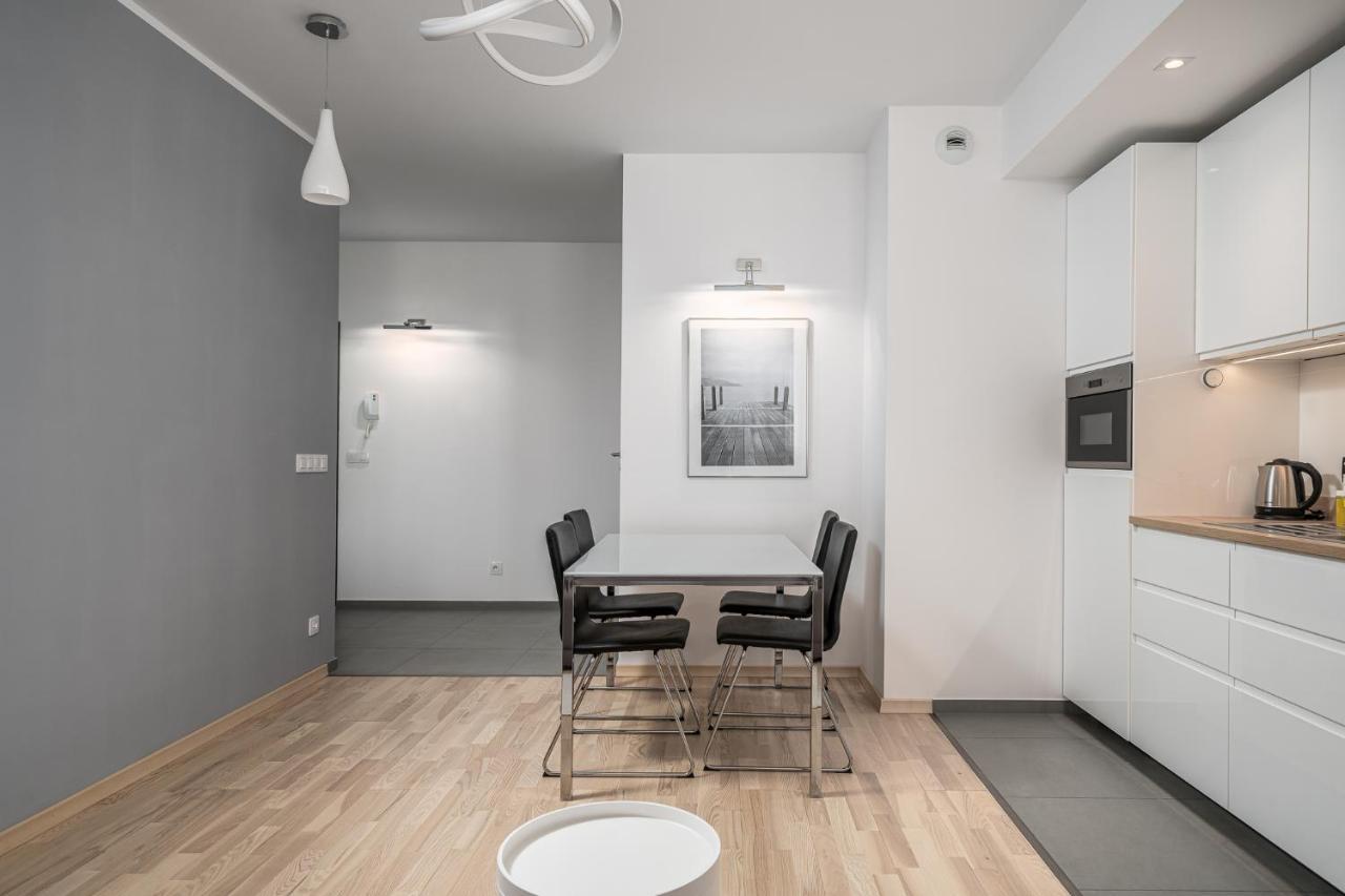 Rentplanet - Apartamenty Atal Tower Wrocław Eksteriør bilde