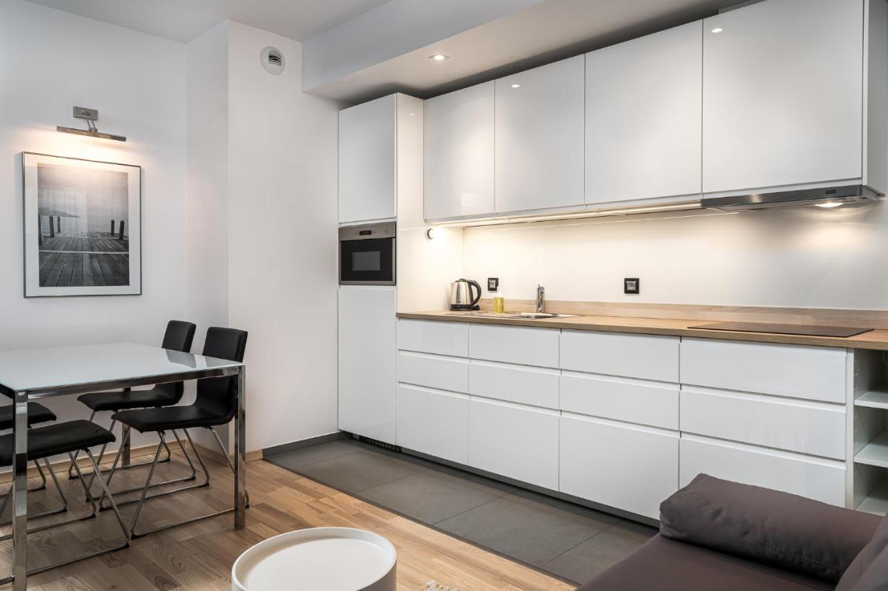 Rentplanet - Apartamenty Atal Tower Wrocław Eksteriør bilde