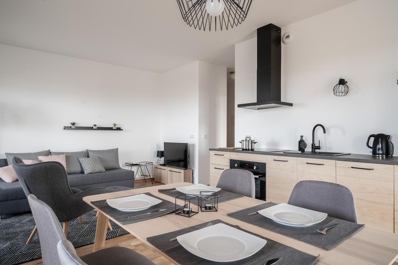 Rentplanet - Apartamenty Atal Tower Wrocław Eksteriør bilde