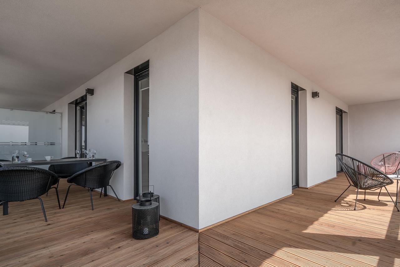 Rentplanet - Apartamenty Atal Tower Wrocław Eksteriør bilde