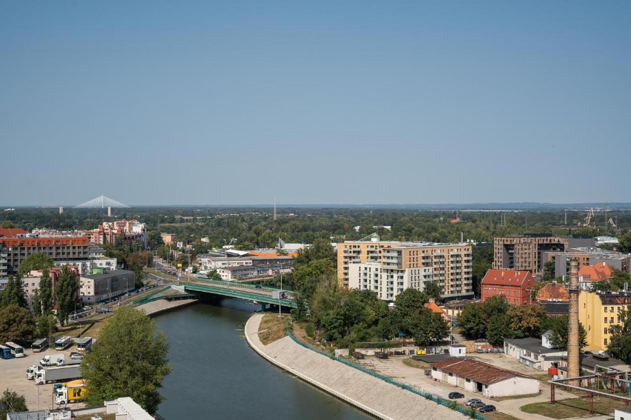 Rentplanet - Apartamenty Atal Tower Wrocław Eksteriør bilde