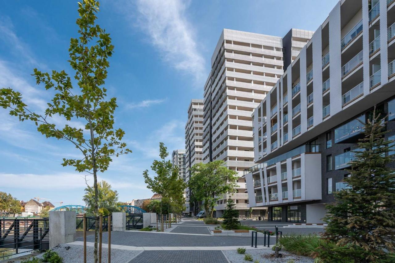 Rentplanet - Apartamenty Atal Tower Wrocław Eksteriør bilde